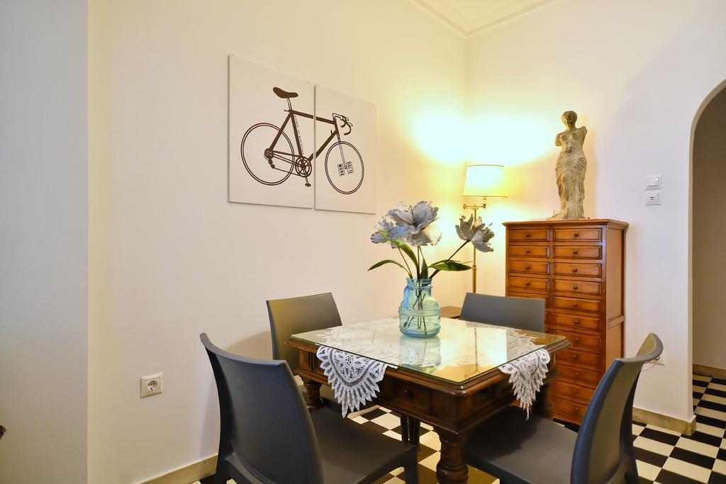 Plaka Elegant Apartment Atina Dış mekan fotoğraf